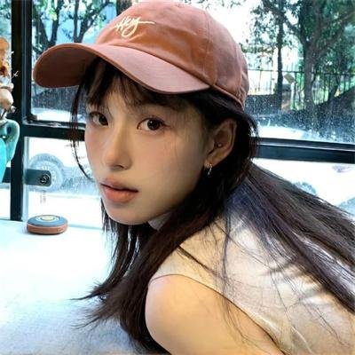 三块广告牌